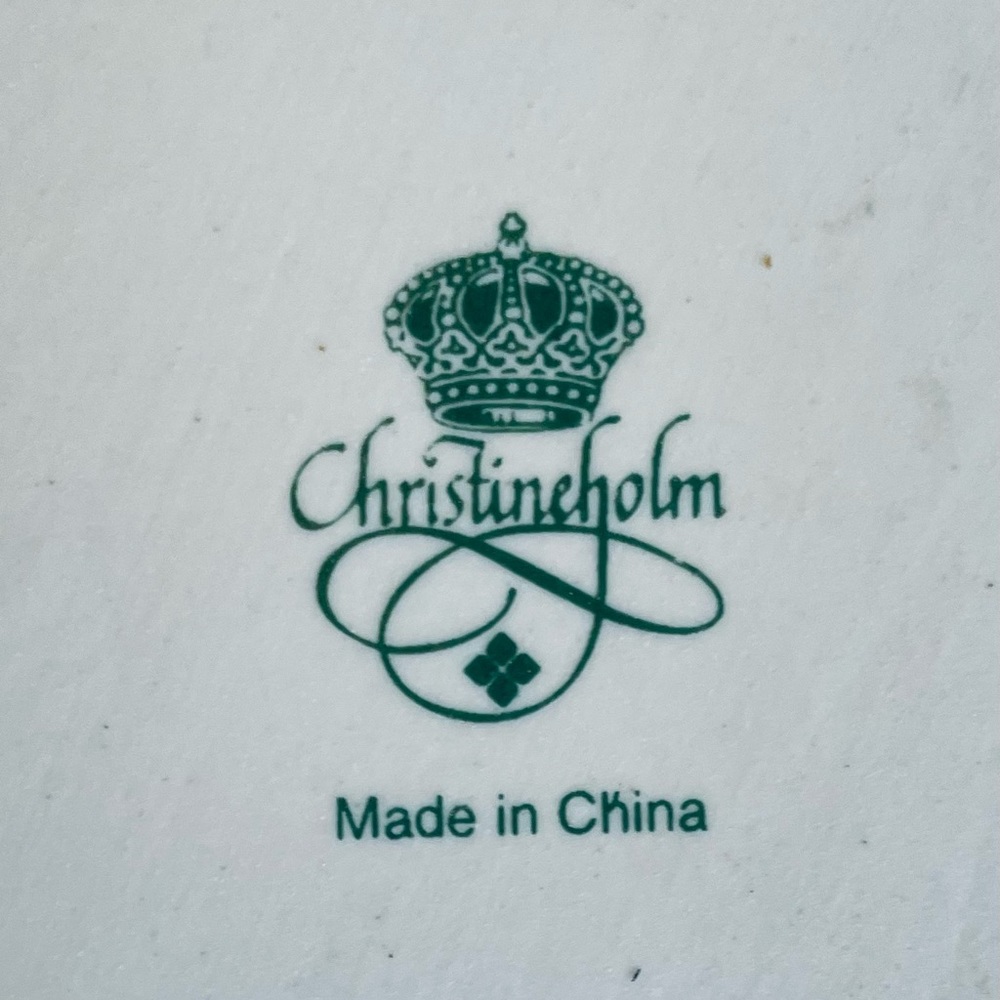 Christineholm 9.5” Ceramic Tart/Quiche pan - Picture 2 of 2